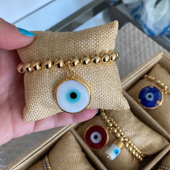 Bracelets - Picture 3 of 3